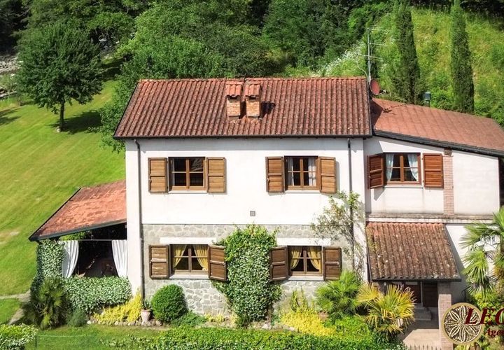 Landejendom i Bagnone, Massa and Carrara, Bagnone - € 470.000 | Ref: A312 - foto 1