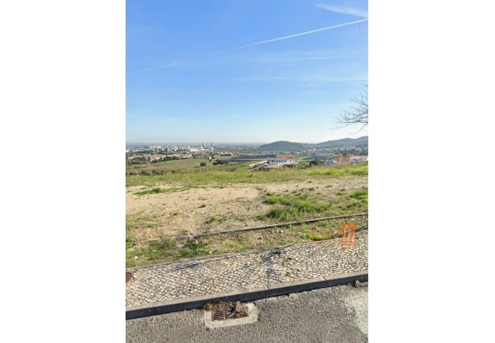 Helårsgrund i Alenquer, Lisbon, Alenquer - € 122.000 | Ref: 9908AA - foto 1