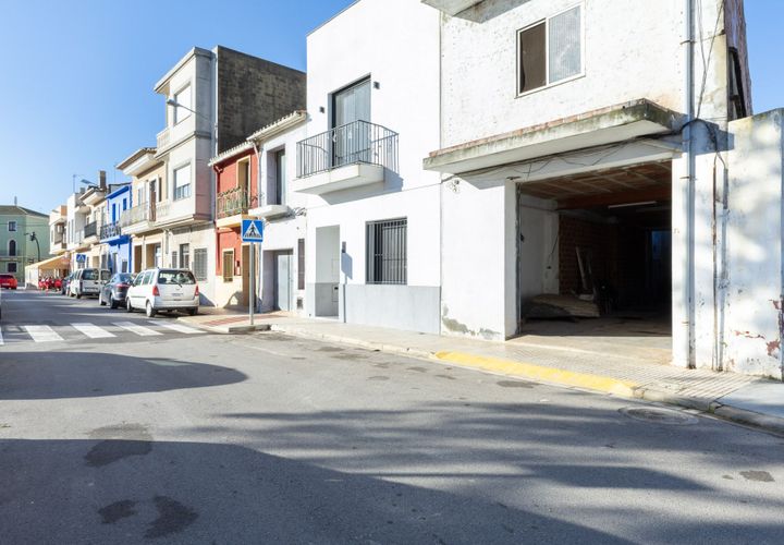 Villa i Valencia, Valencia, Valencia - € 105.000 | Ref: 213f40de-9e05-4fdc-8 - foto 1