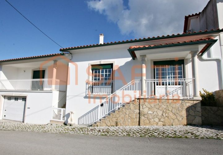 Villa a Batalha, Leiria, Batalha - € 275.000 | Ref: SAFTI:007551 - foto 1