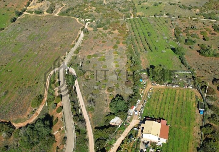 Helårsgrund i Guia, Faro, Guia - € 145.000 | Ref: City-25-34V - foto 1