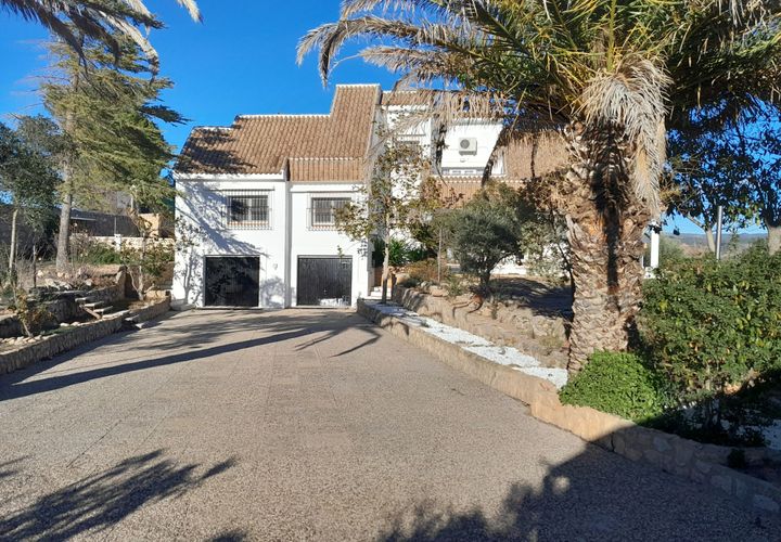 Landejendom i Ayora, Valencia, Ayora - € 549.995 | Ref: IZ-DJM-001 - foto 1