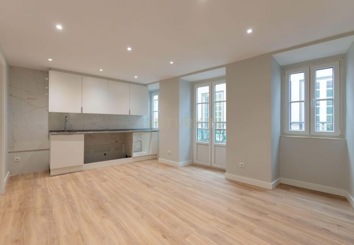 Lejlighed i Setubal, Setubal, Setubal - € 242.000 | Ref: C0498-00205 - foto 1