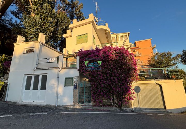 Villa i Andora, Savona, Andora - € 550.000 | Ref: 022 - foto 1