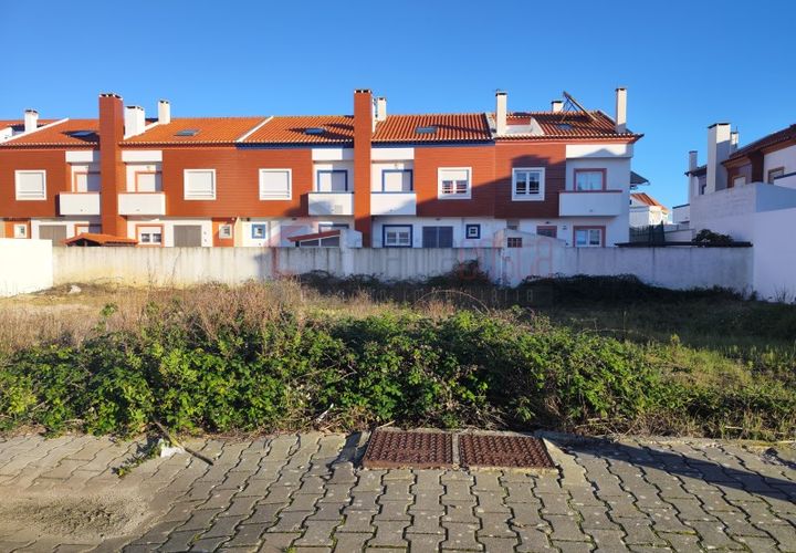 Helårsgrund i Peniche, Leiria, Peniche - € 80.000 | Ref: AE189/2025 - foto 1