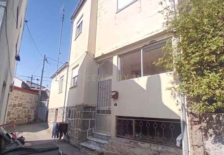 Villa i Guarda, Guarda, Guarda - € 70.000 | Ref: C0203-02558 - foto 1