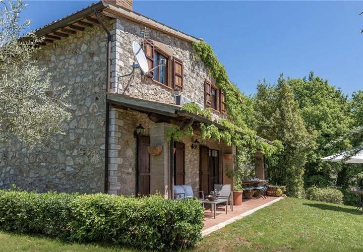 Landejendom i Gualdo Cattaneo, Perugia, Gualdo Cattaneo - € 500.000 | Ref: VCR140 - foto 1