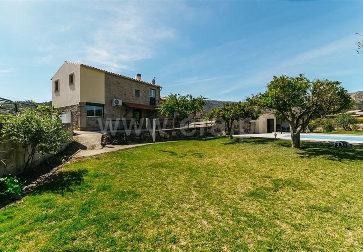 Villa i Fundao, Castelo Branco, Fundao - € 280.000 | Ref: 255260002 - foto 1