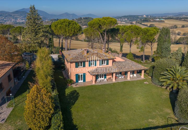Villa a Perugia, Perugia, Perugia - € 1.900.000 | Ref: VL119 - foto 1