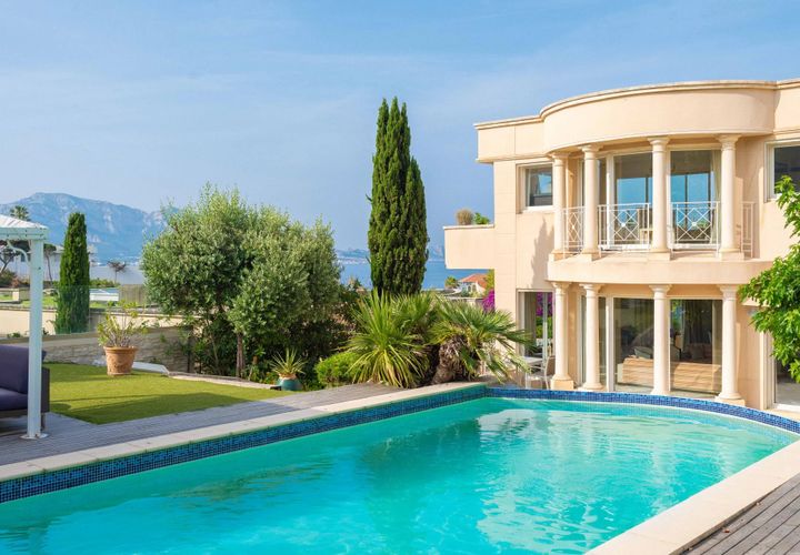 Villa i Marseille, Bouches-du-Rhone, Marseille - € 2.600.000 | Ref: HH-15833945 - foto 1