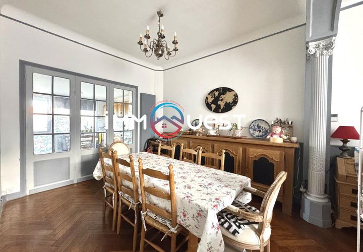 Villa a Calais, Pas-de-Calais, Calais - € 144.900 | Ref: 428423 - foto 1