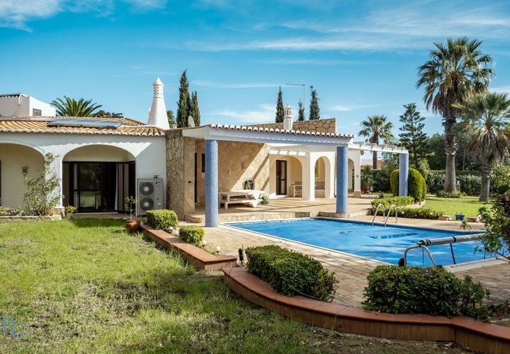 Villa i Lagoa, Faro, Lagoa - € 1.600.000 | Ref: MD 0023 CR - foto 1