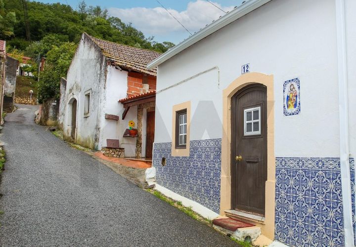 Villa i Alenquer, Lisbon, Alenquer - € 135.000 | Ref: KWPT-024136 - foto 1