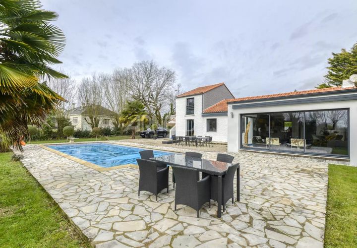 Villa a Vertou, Loire-Atlantique, Vertou - € 773.300 | Ref: 86635575 - foto 1