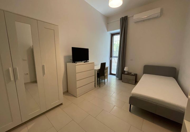 Apartament a Caserta, Caserta, Caserta - € 300/mes | Ref: SF54 - foto 1