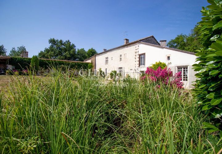 Villa i Duras, Lot-et-Garonne, Duras - € 790 000 | Ref: JV1080 - foto 1