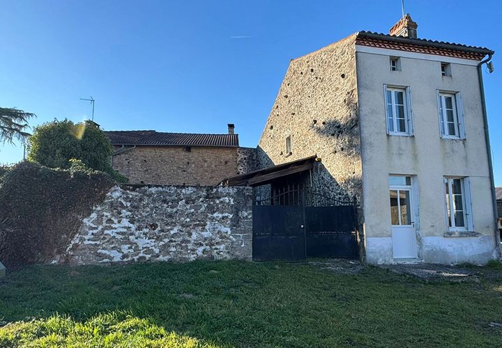 Villa i Villefavard, Haute-Vienne, Villefavard - € 45.000 | Ref: AM-4942 - foto 1
