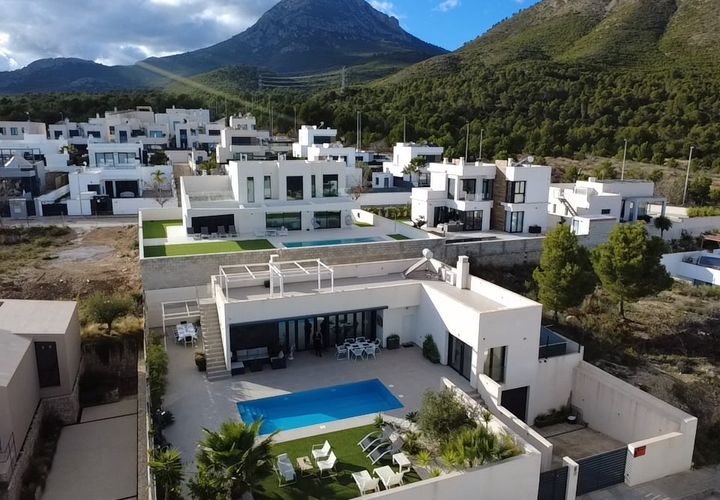 Villa i Polop, Alicante, Polop - € 720.000 | Ref: NCB8538 - foto 1
