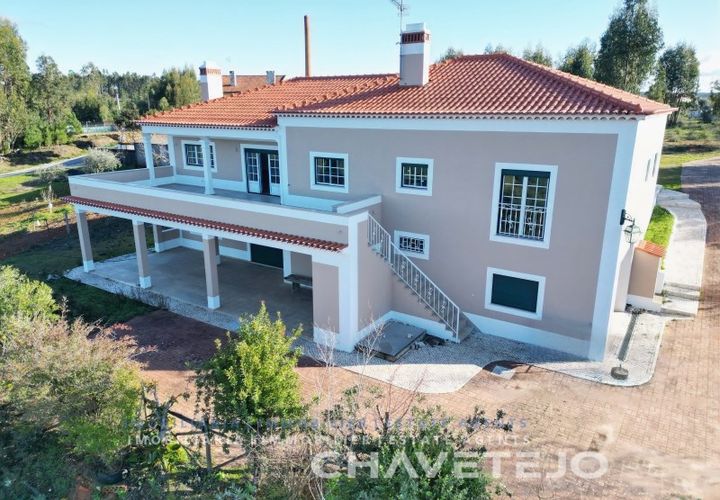 Villa i Abrantes, Santarem, Abrantes - € 500.000 | Ref: 502/26 - foto 1