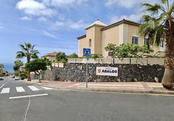 Rækkehus i Adeje, Tenerife, Adeje - € 765.000 | Ref: MT-0701261 - foto 1