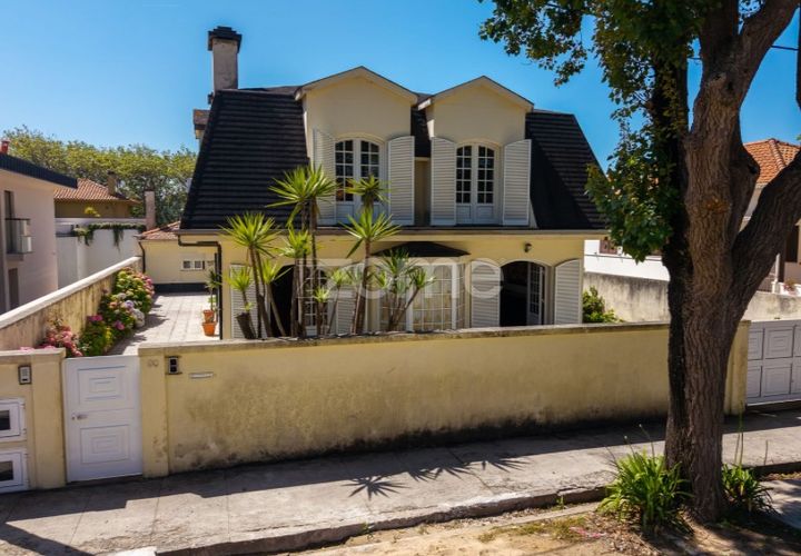 Villa i Arcozelo, Porto, Arcozelo - € 860.000 | Ref: ZMPT583802 - foto 1