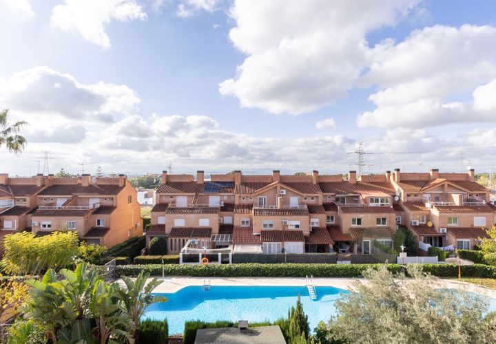 Rækkehus i Betera, Valencia, Betera - € 620.000 | Ref: 9924cd49-88de-49d9-a - foto 1