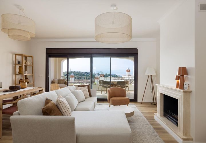 Villa i Estepona, Malaga, Estepona - € 470.250 | Ref: ResidencialAltoasis - foto 1