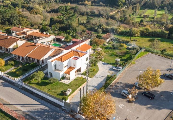 Villa a Pampilhosa, Aveiro, Pampilhosa - € 585.000 | Ref: LUX_CB-01187 - foto 1