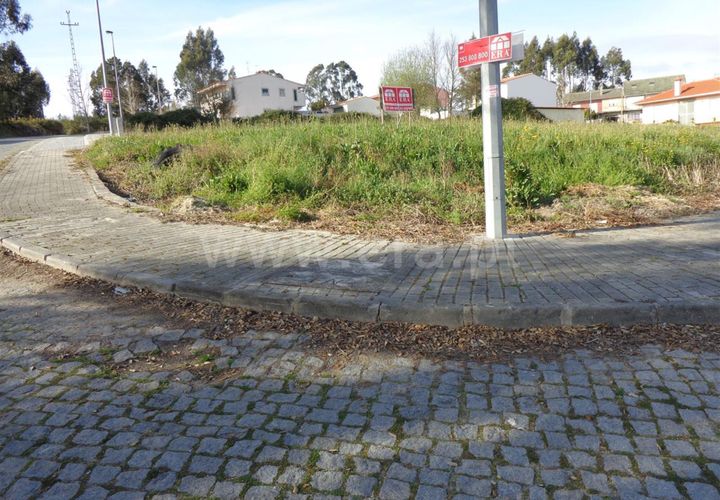 Helårsgrund i Barcelos, Braga, Barcelos - € 40.000 | Ref: 254260379 - foto 1