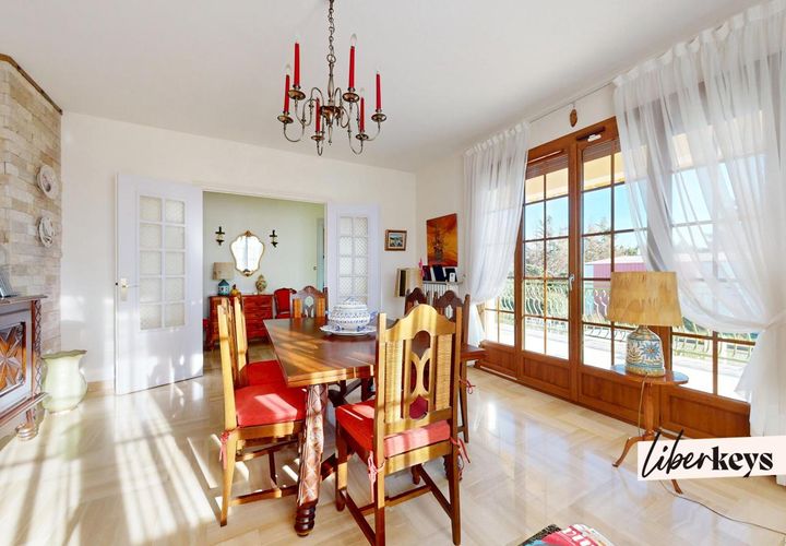 Villa i Pusignan, Rhone, Pusignan - € 430.000 | Ref: DOM9169 - foto 1