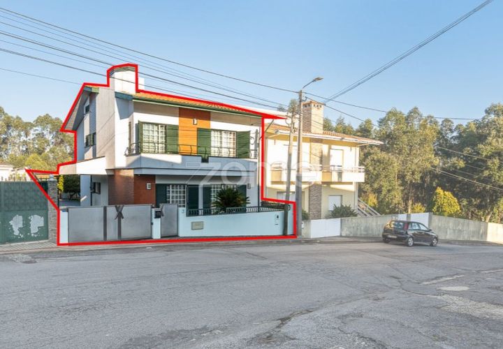 Villa em Trofa, Porto, Trofa - € 399.000 | Ref: ZMPT584171 - foto 1