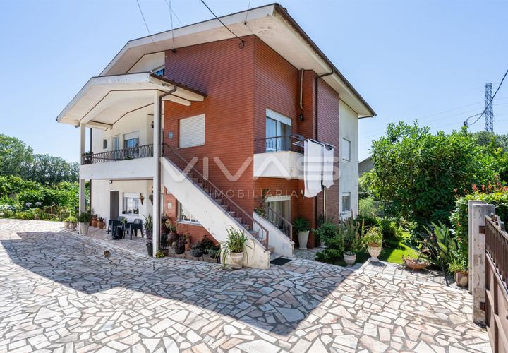 Villa i Vila Verde, Braga, Vila Verde - € 360.000 | Ref: 01-3772 - foto 1