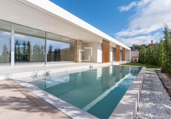 Villa i Boadilla Del Monte, Madrid, Boadilla Del Monte - € 3.790.000 | Ref: POZ65559 - foto 1
