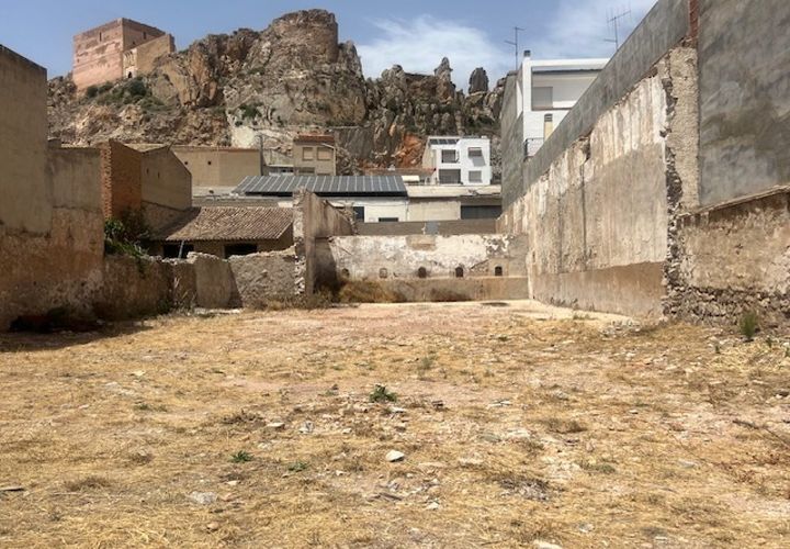Helårsgrund i Ayora, Valencia, Ayora - € 200.000 | Ref: S-1575116 - foto 1