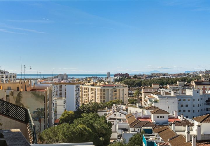 Penthouse i Estepona, Malaga, Estepona - € 430.000 | Ref: R5221213 - foto 1