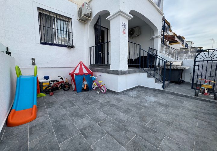 Byhus i Playa Flamenca, Alicante, Playa Flamenca - € 169.900 | Ref: 31882 - foto 1