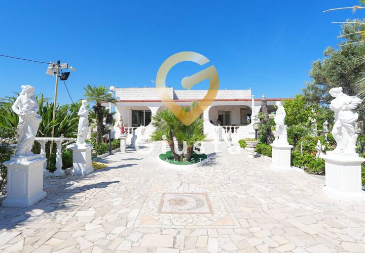 Villa i Brindisi, Brindisi, Brindisi - € 365.000 | Ref: 9090-91521 - foto 1