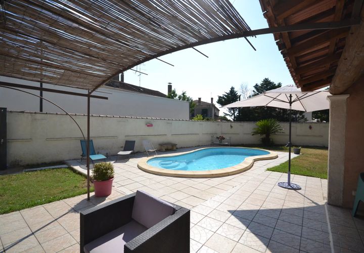 Villa a Cabannes, Bouches-du-Rhone, Cabannes - € 279.000 | Ref: 0071-CG - foto 1