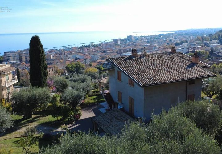 Villa a Grottammare, Ascoli Piceno, Grottammare - € 1.400.000 | Ref: 33920 - foto 1