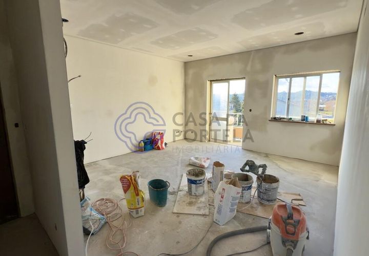 Lejlighed i Viseu, Viseu, Viseu - € 220.000 | Ref: 1119391 - foto 1
