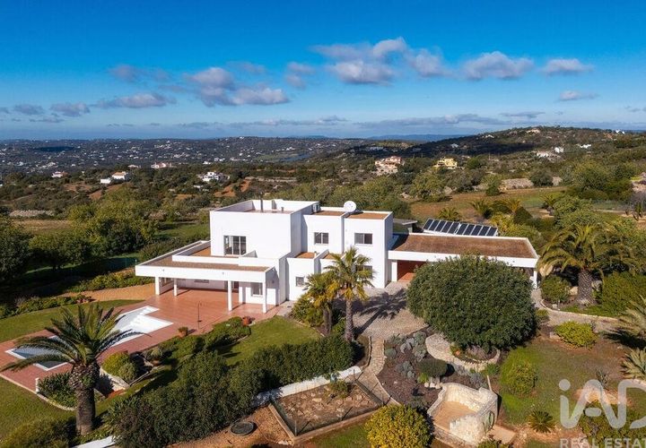 Byhus i Faro, Faro, Faro - € 2.330.000 | Ref: 786445 - foto 1
