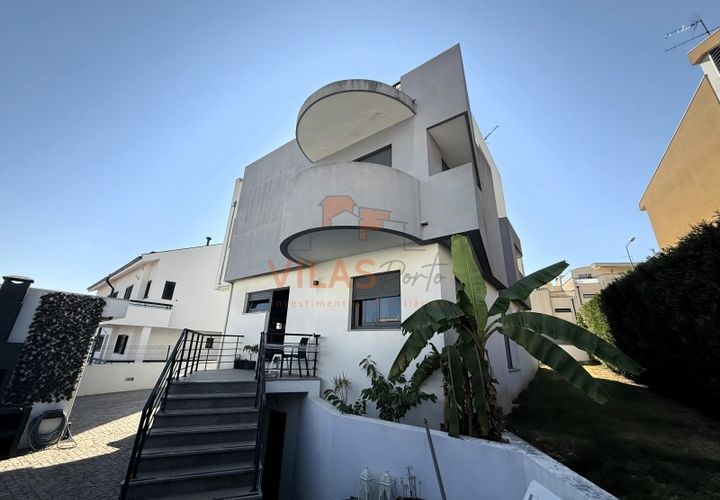 Villa i Valongo, Porto, Valongo - € 599.000 | Ref: 637 - foto 1
