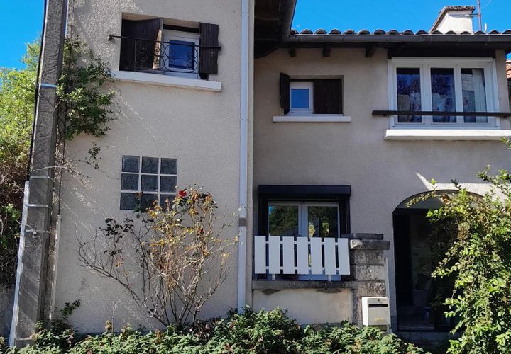 Villa i Aurillac, Cantal, Aurillac - € 82.500 | Ref: 437 - foto 1