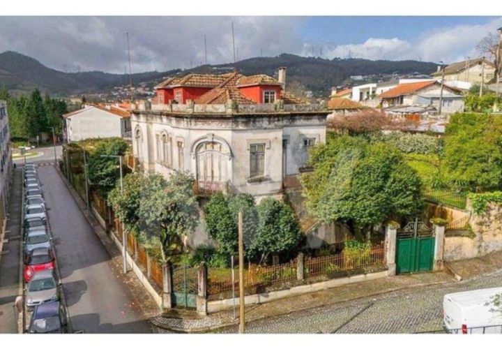 Villa i Guimaraes, Braga, Guimaraes - € 490.000 | Ref: 1214-4517 - foto 1
