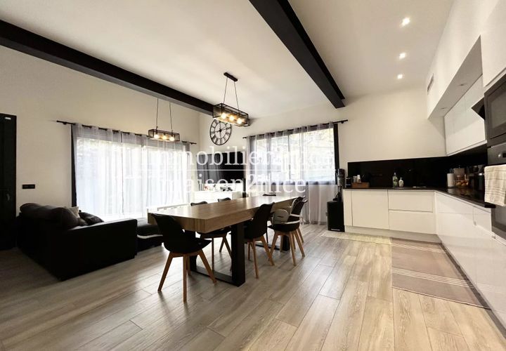 Villa i Nice, Alpes-Maritimes, Nice - € 549.000 | Ref: 86641949 - foto 1