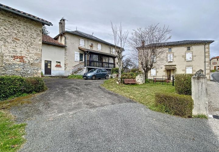 Farm hus i Latronquière, Lot, Latronquière - € 170.000 | Ref: 3B054179DA0249BA - foto 1