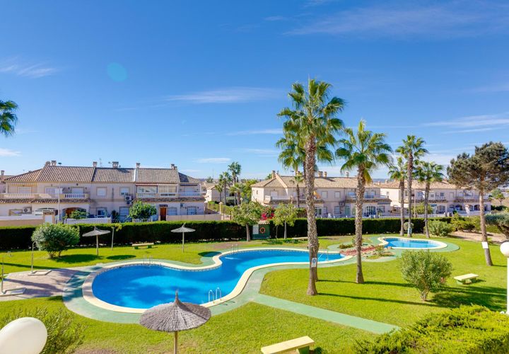 Bungalow i Torrevieja, Alicante, Torrevieja - € 124.560 | Ref: EH-22307 - foto 1
