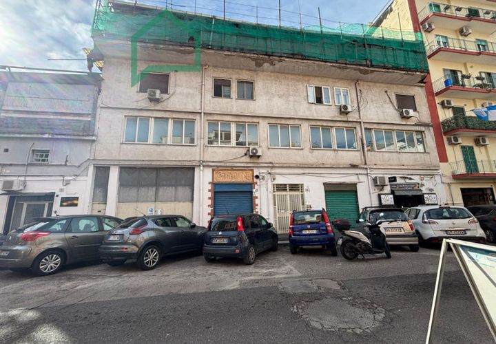 Erhvervsejendom i Naples, Naples, Naples - € 139.000 | Ref: VIA G.PALMIERI - foto 1