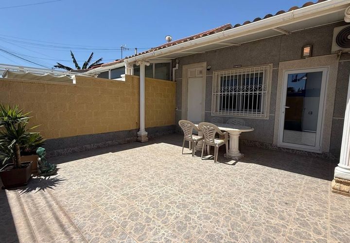 Bungalou a Torrevieja, Alicante, Torrevieja - € 131.000 | Ref: A10630/6084 - foto 1