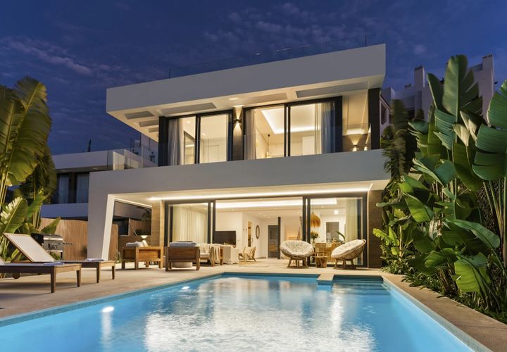Villa a Estepona, Malaga, Estepona - € 1.495.000 | Ref: HFMs646438 - foto 1